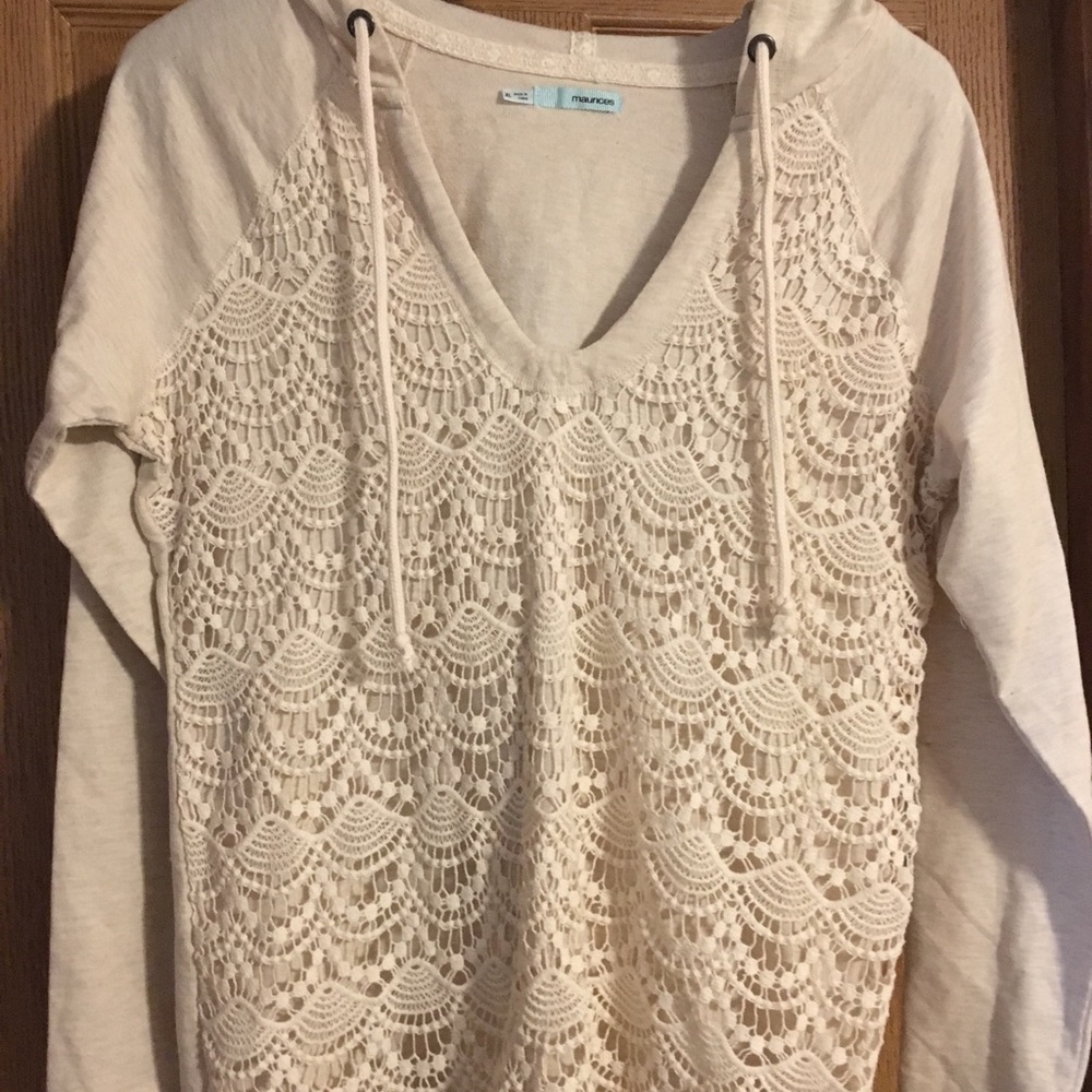 Maurice’s top XL